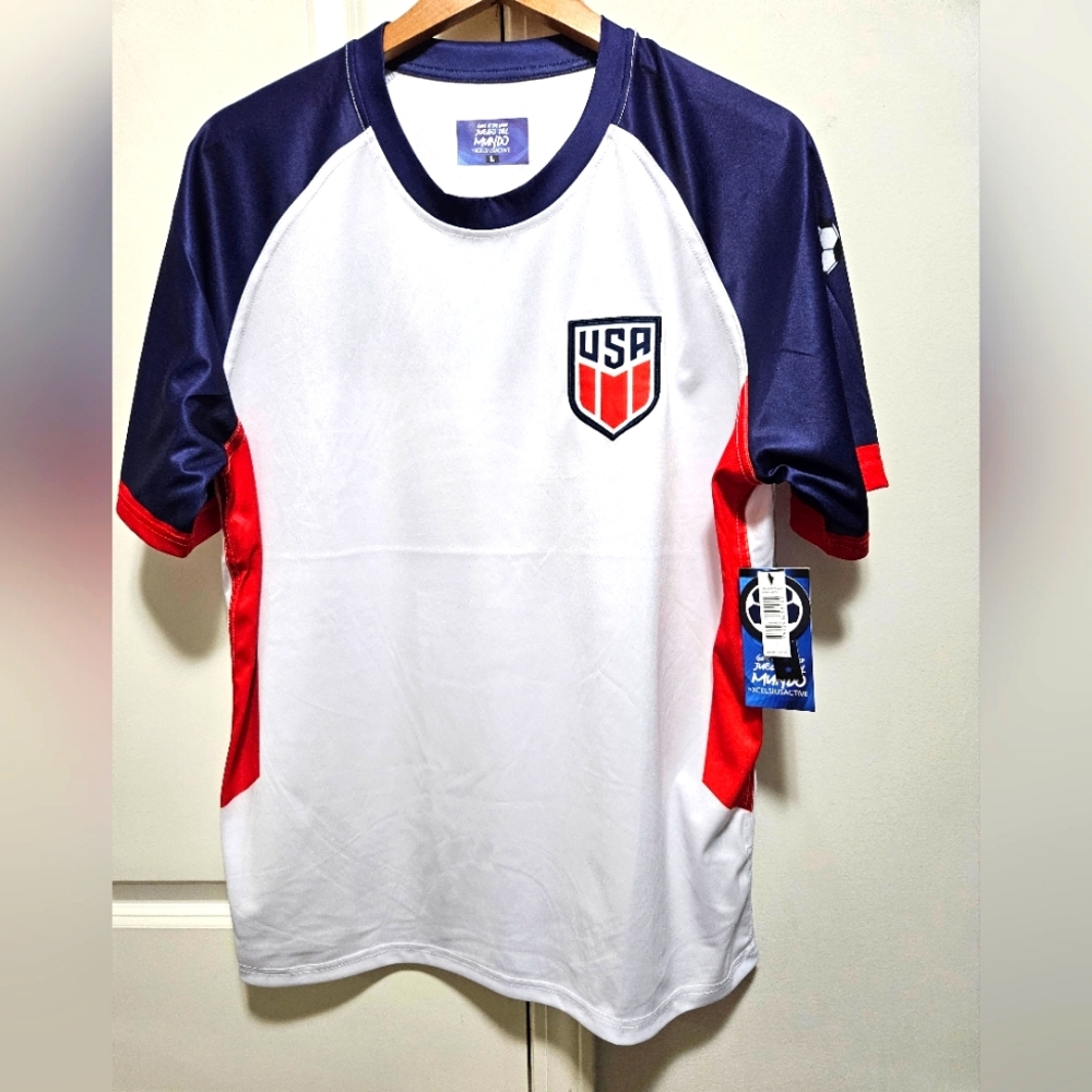 USA Juego del Mundo Active Jersey NWT